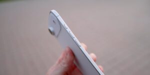 iPhone 17 Air: Thiết kế siêu mỏng – Đáng mua hay đáng ngại?