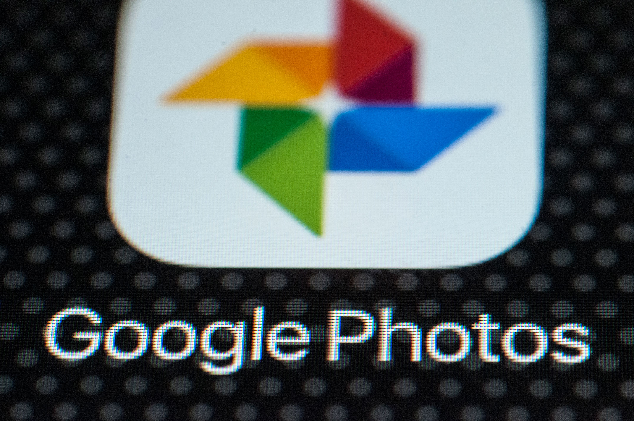 Google Photos "hồi sinh" tìm kiếm AI với tốc độ nhanh hơn