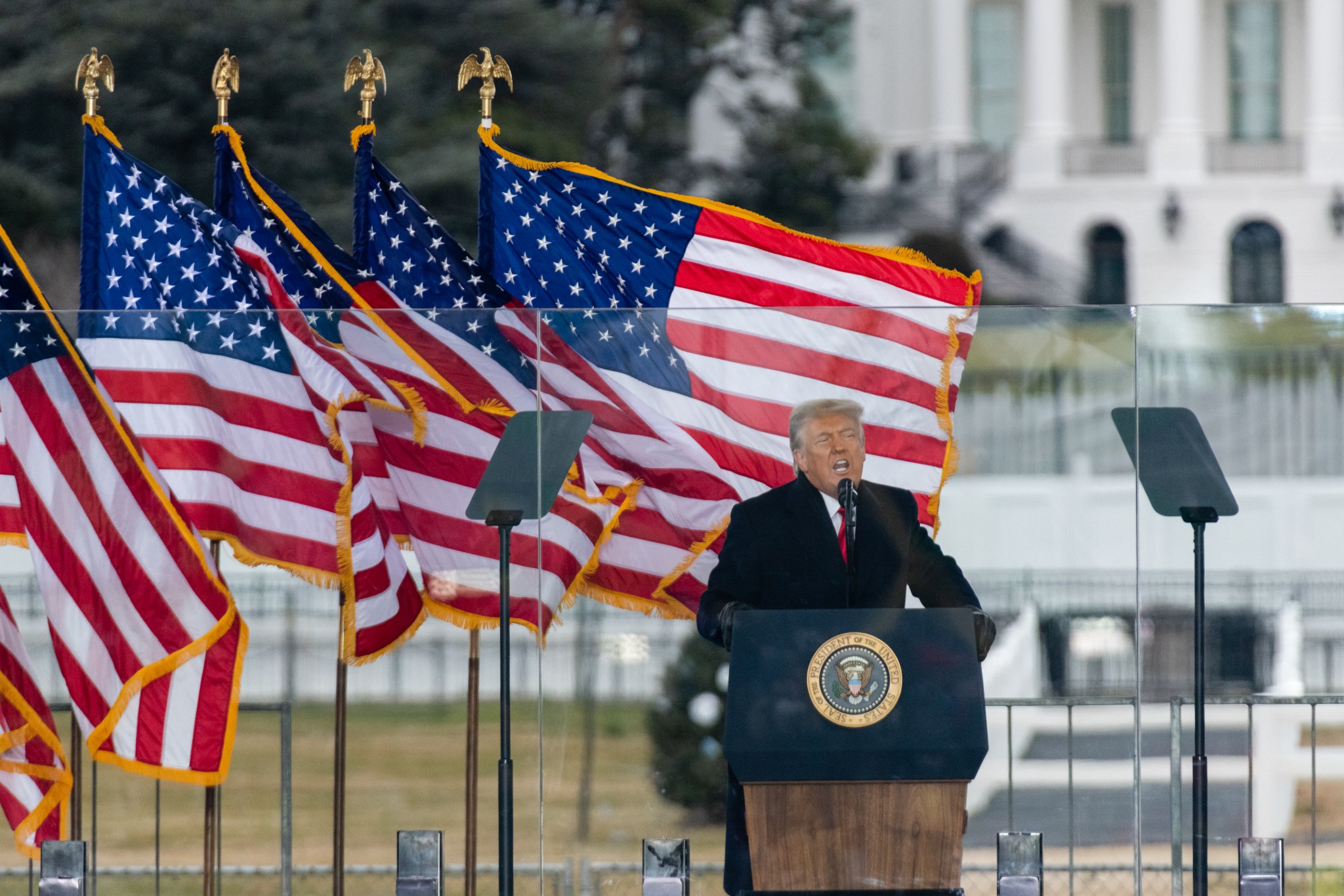Trump "đảo ngược" chính sách an ninh mạng thời Biden và Obama
